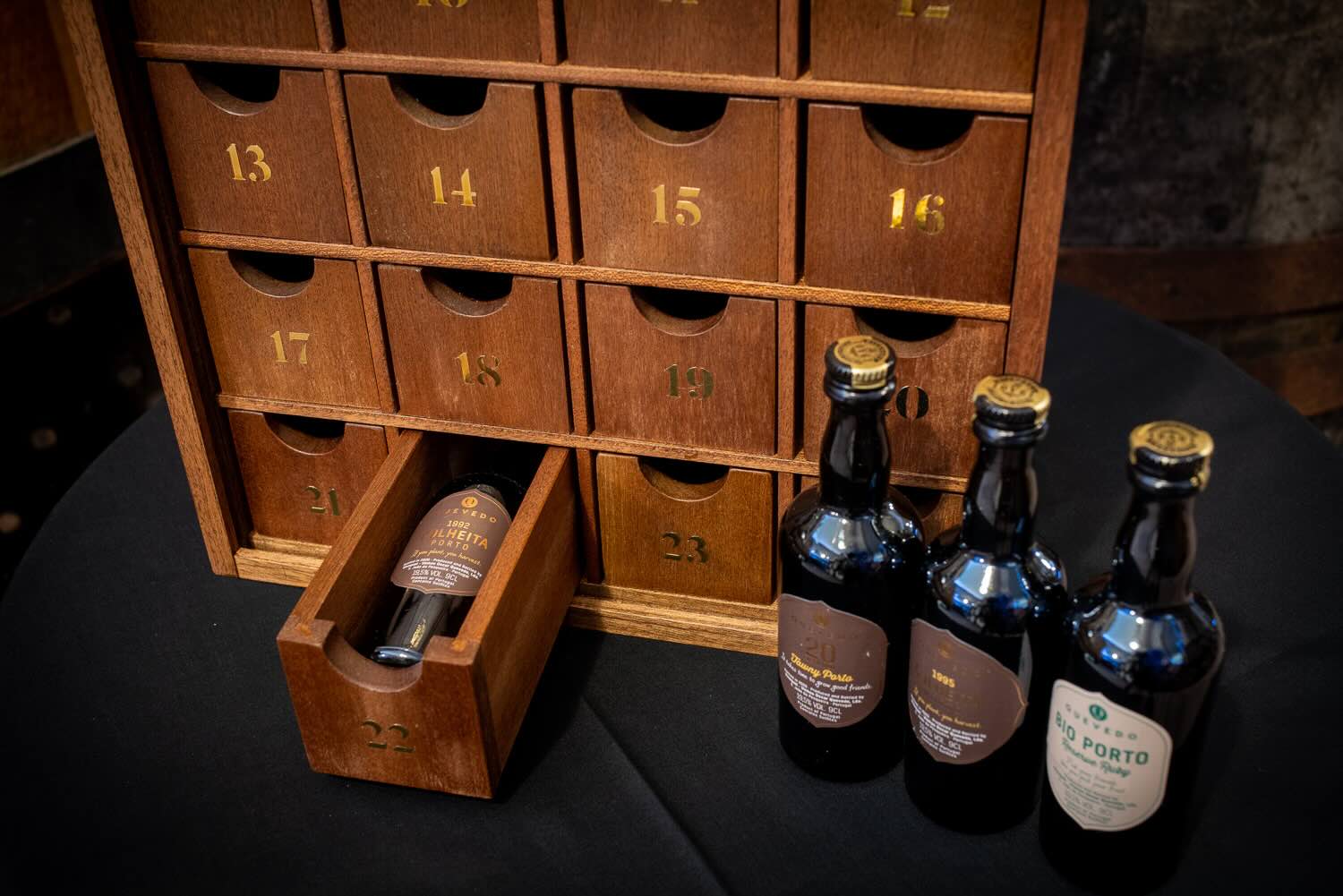 Quevedo Advent Calendars 2025 &ndash; Standard, Prestige Cabinet and Refill Pack